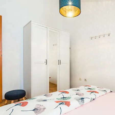 Karla Mara Ana Ivan & Jo