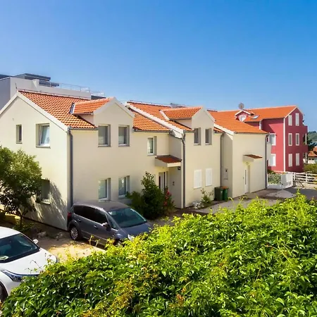 Karla Mara Ana Ivan & Jo *