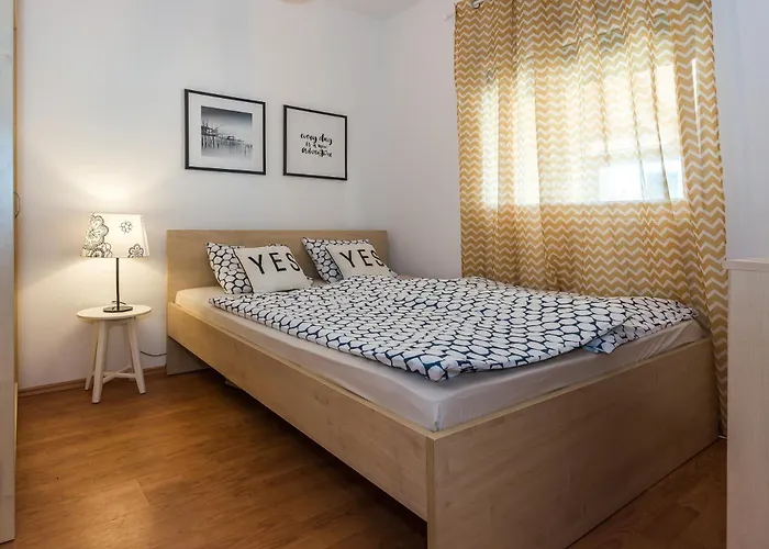 Karla Mara Ana Ivan & Jo Apartman