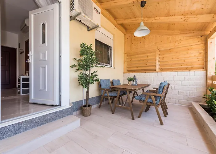 Karla Mara Ana Ivan & Jo Srima