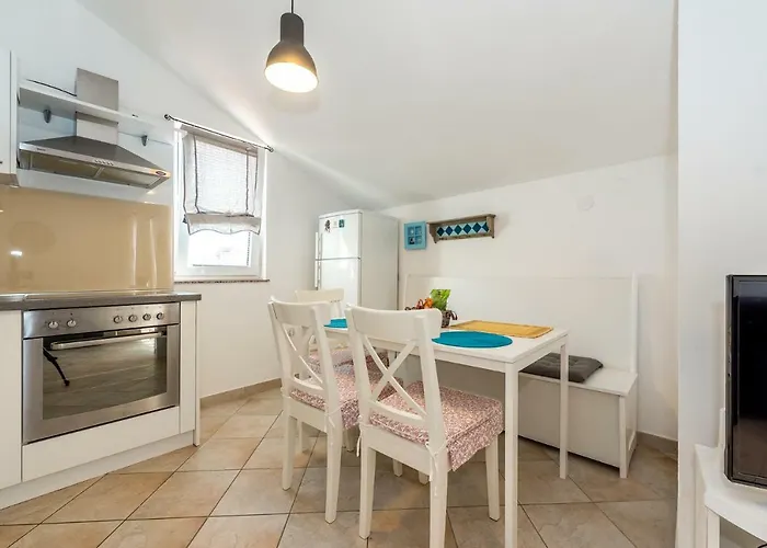 Karla Mara Ana Ivan & Jo Apartmán