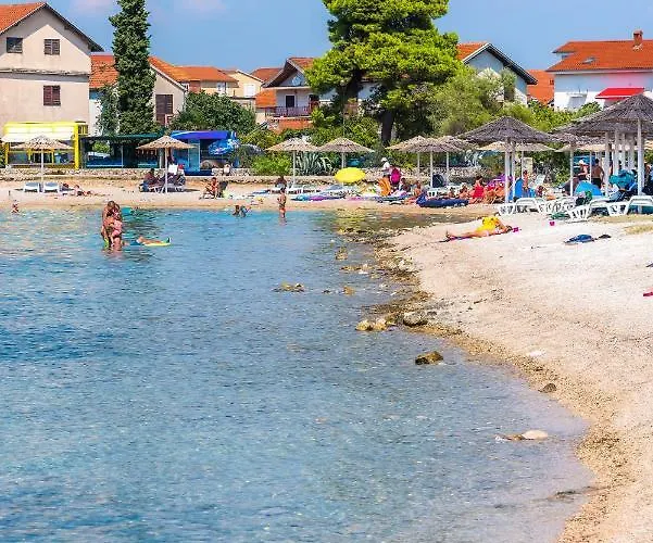 Karla Mara Ana Ivan & Jo Apartman Srima