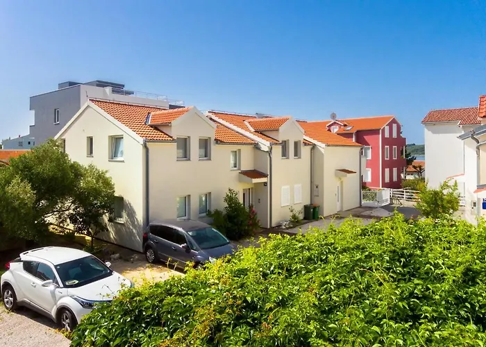 Karla Mara Ana Ivan & Jo *