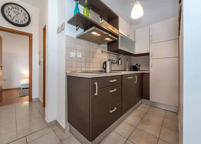 Apartman Karla Mara Ana Ivan & Jo Srima