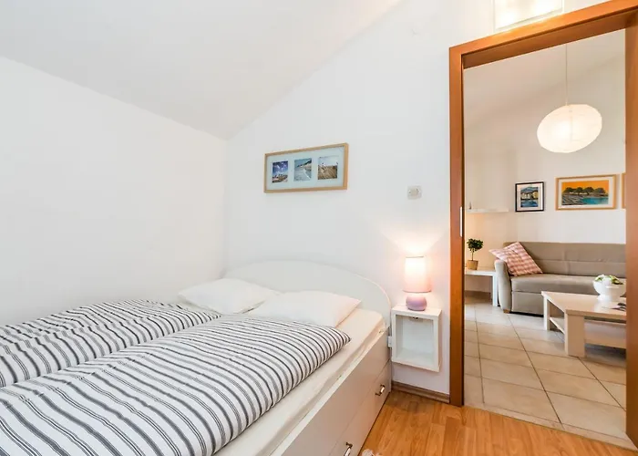 Karla Mara Ana Ivan & Jo Apartamento Srima